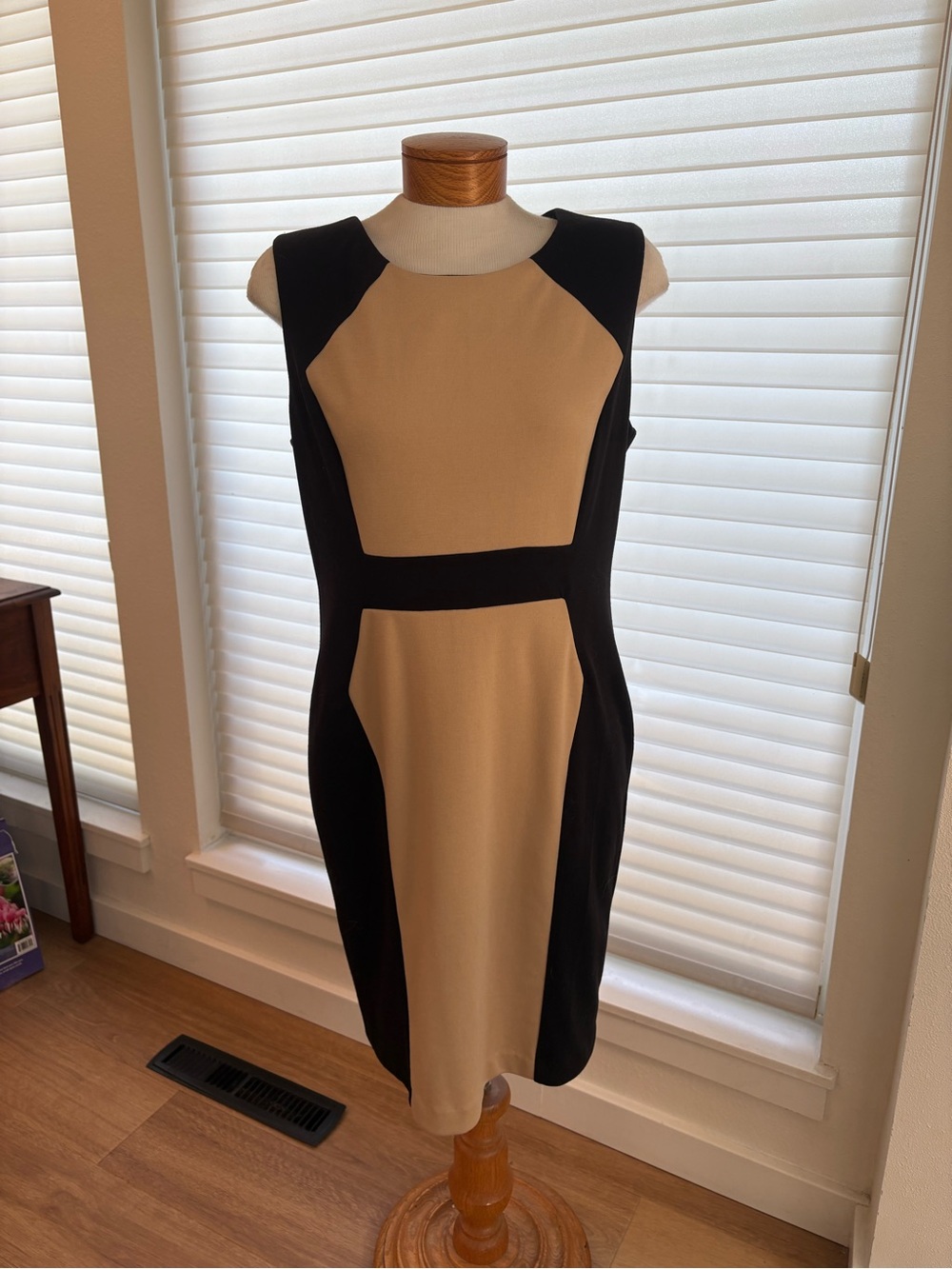 Calvin Klein Sleeveless Black and Tan Colorblock Sheath Dress